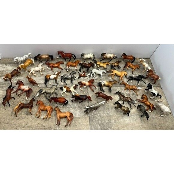 Breyer Other - Huge Lot Of 44 Breyer Reeves Horses Stablemates 1/32 Assorted